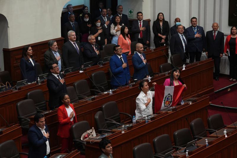 Peru Lawmakers Impeach President | CNN