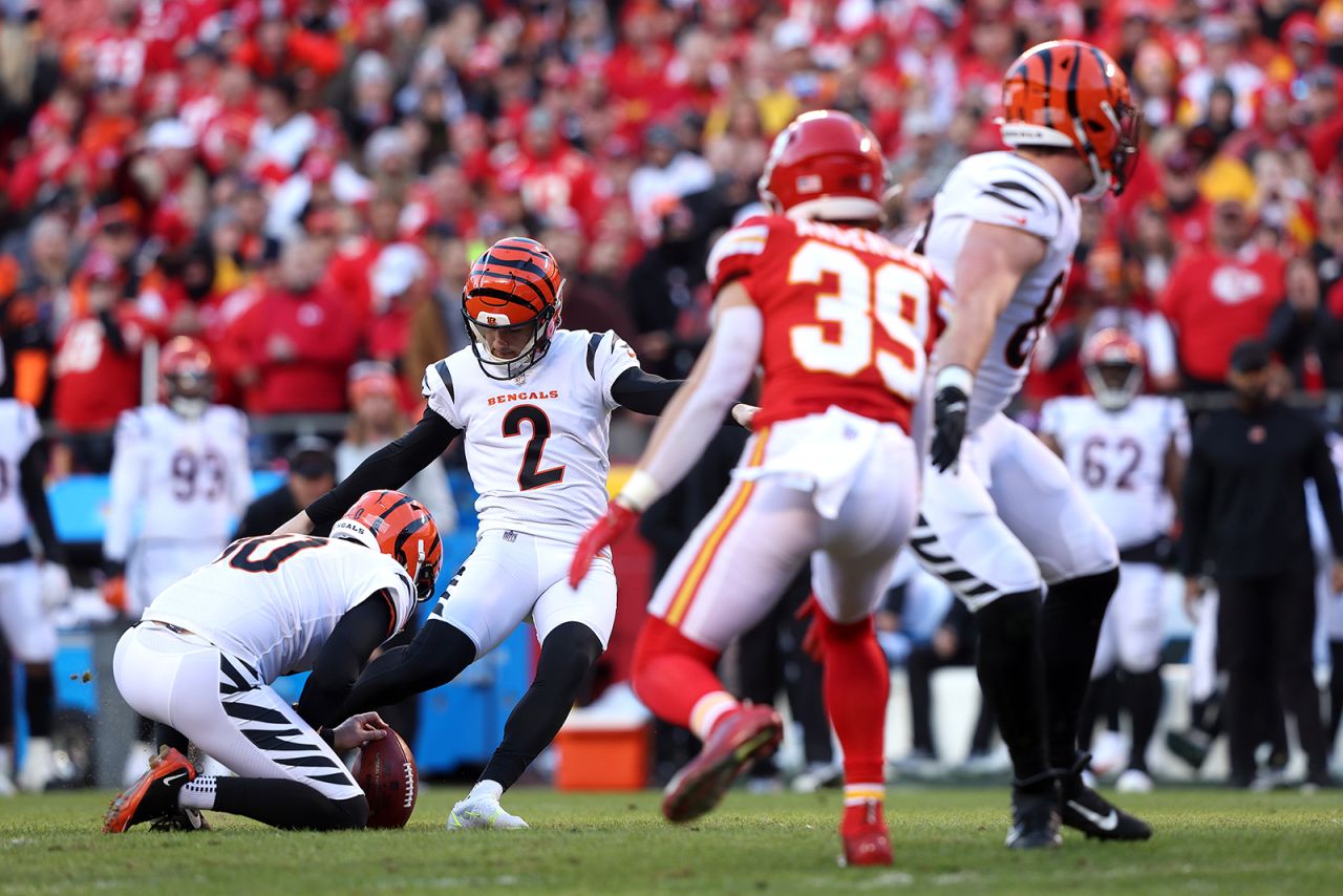 Evan McPherson Called Shot Before Drilling 52-Yarder to Send Cincinnati  Bengals to AFC Championship - Sports Illustrated Cincinnati Bengals News,  Analysis and More