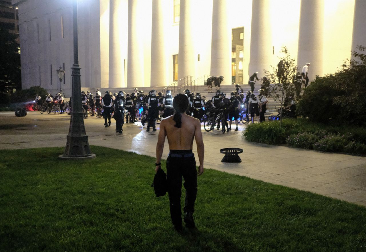 Protesters move towards the Ohio Statehouse in Columbus on May 28.