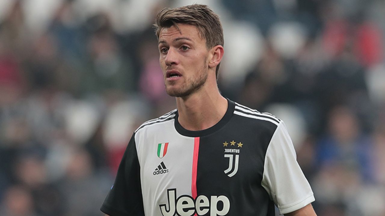 Daniele Rugani of Juventus looks on during the Serie A match against Brescia at the Allianz Stadium on February 16 in Turin, Italy.