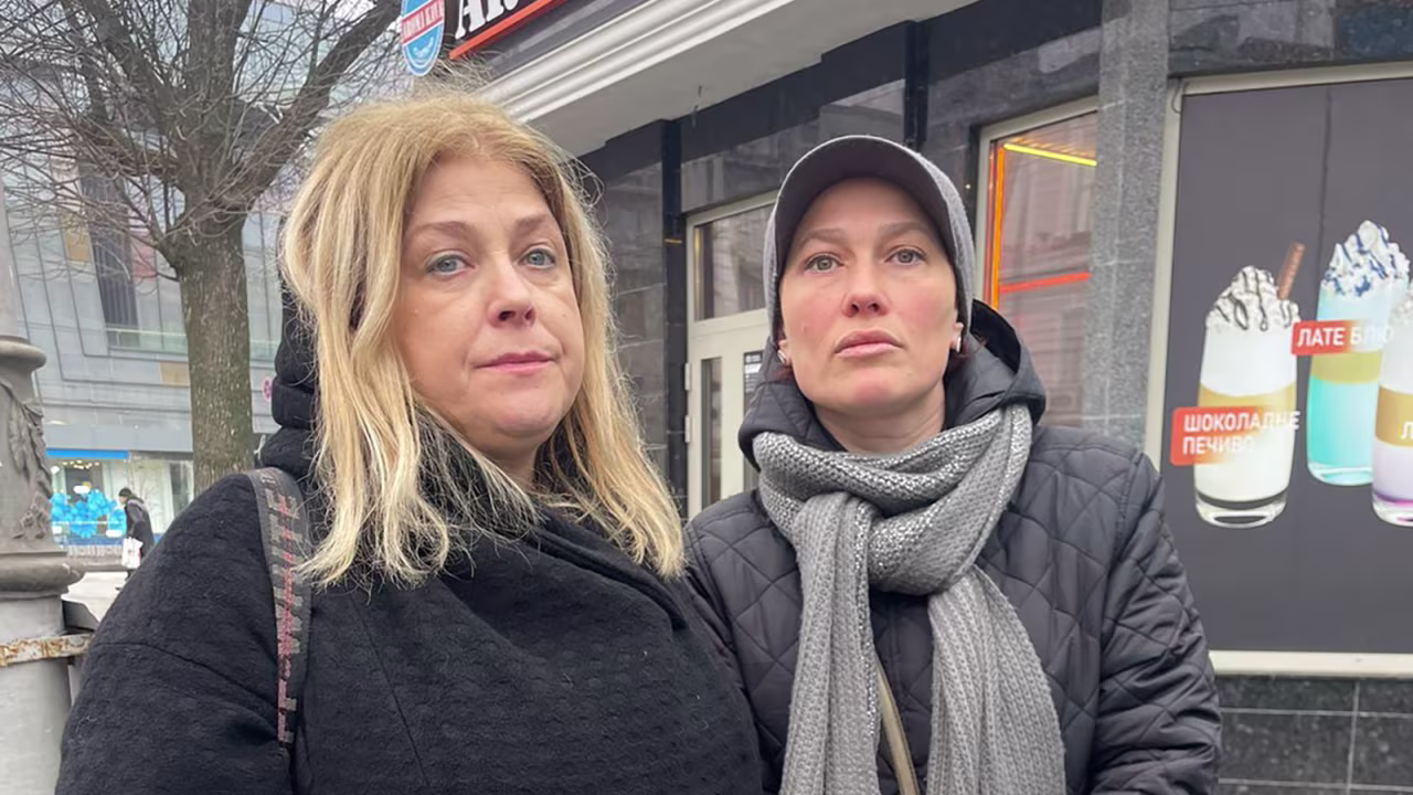 Natalia, left, and Svetlana.