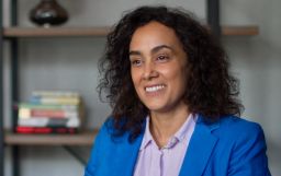 CNN Hero Debra Des Vignes
