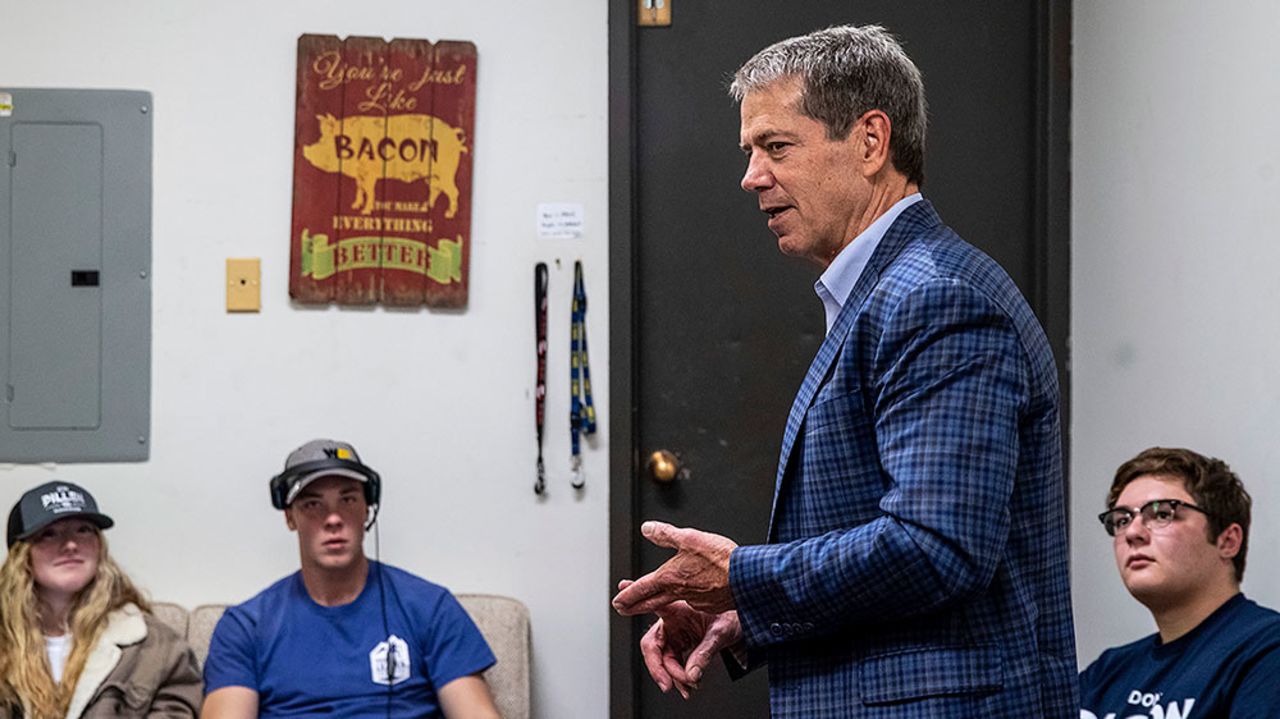 Pillen talks to volunteers on Tuesday, November 8, in Omaha, Nebraska. 