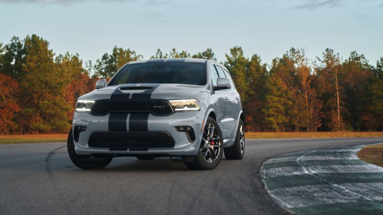 2022 Dodge Durango SRT 392: Equipped with the 392-cubic-inch HEMI V-8 delivering 475 horsepower and 470 lb.-ft. of torque, the Durango SRT 392 has a National Hot Rod Association (NHRA) certified quarter-mile time of 12.9 seconds and is capable of 0-60 miles per hour (mph) acceleration in 4.4 seconds, shown here in Destroyer Grey with Dual Low Gloss Gunmetal stripes.