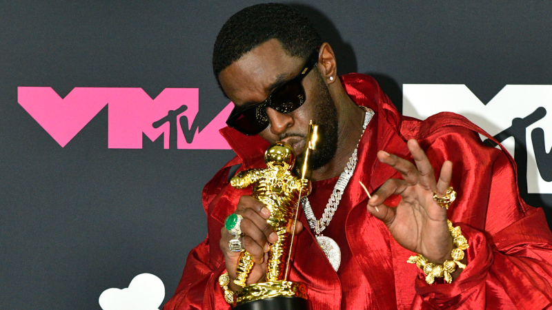 https://media.cnn.com/api/v1/images/stellar/prod/diddy-trial-horizontal-thumb.png?c=16x9&q=w_800,c_fill