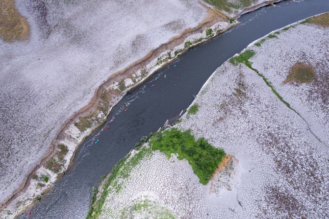 Resource Environmental Solutions (RES), the company working on the Klamath River’s restoration, is reshaping river channels, planting billions of native seeds along the riverbanks, and placing downed trees in tributaries to provide crucial cover for fish and wildlife.