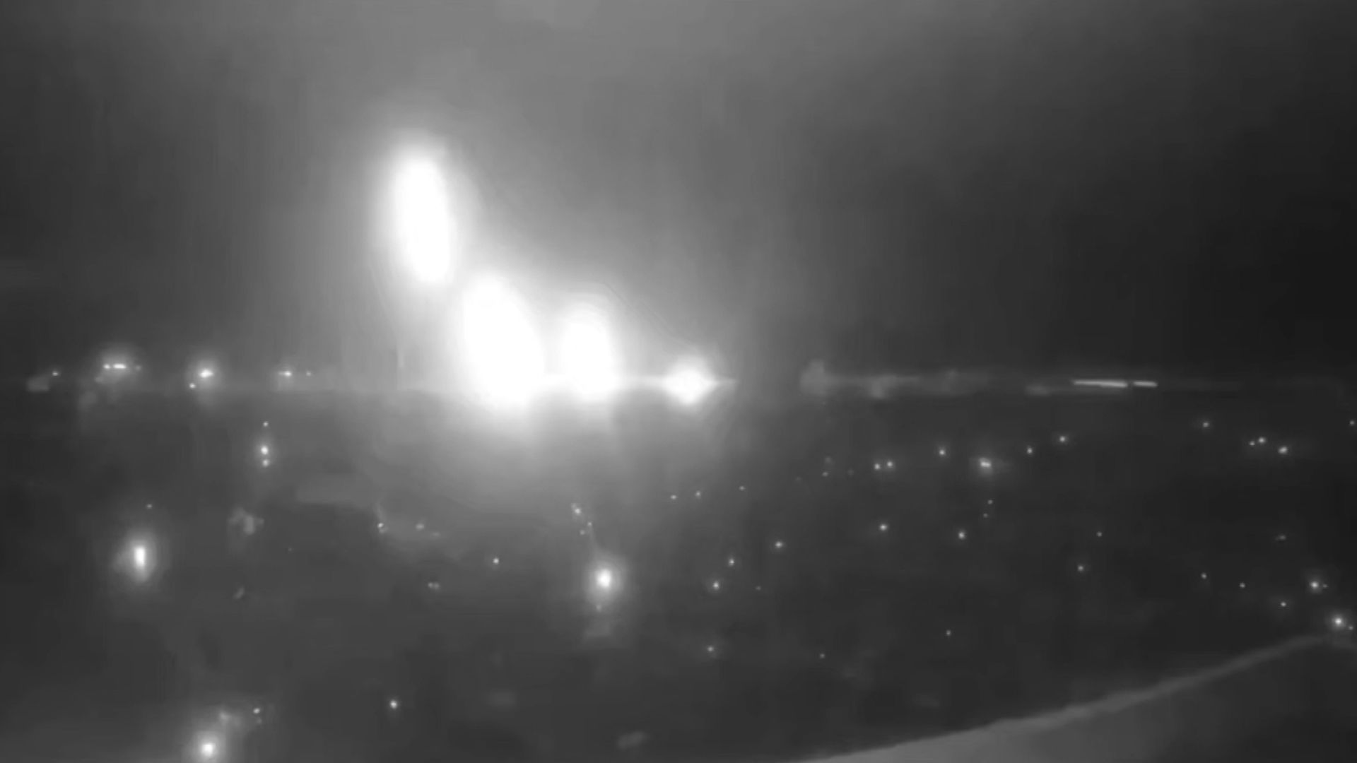 Үлкен мүшесі бар жақыннан секс