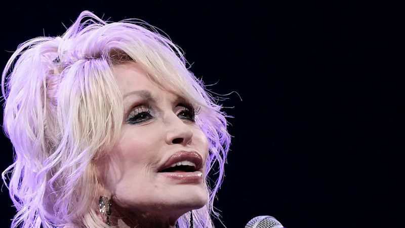 Dolly Parton to fans: ‘I’m not dying’
