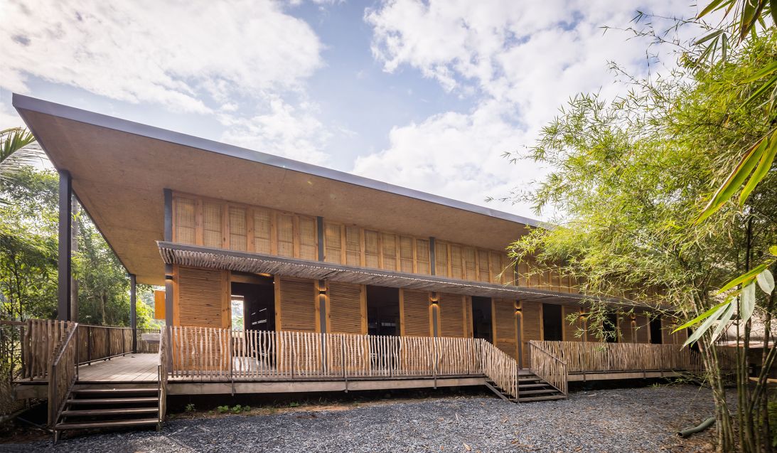 T3 Architects raised its HippoFarm dormitory building above the flood line.