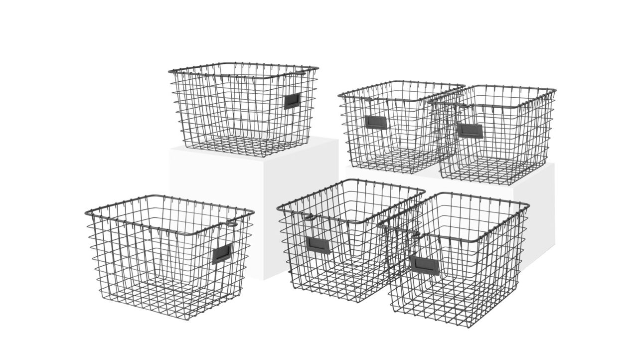 Dotted Line Albie Metal:Wire Basket.jpg