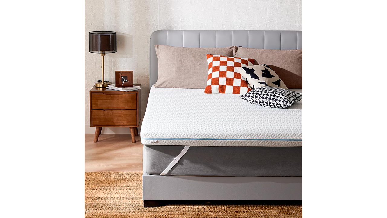 Dreamsmith 3-Zoll-Matratzenauflage aus Memory-Schaum, Kingsize-Foto – Foto