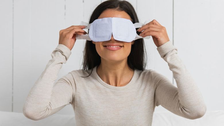 dry-eye-mask-lead-corneacare.jpg