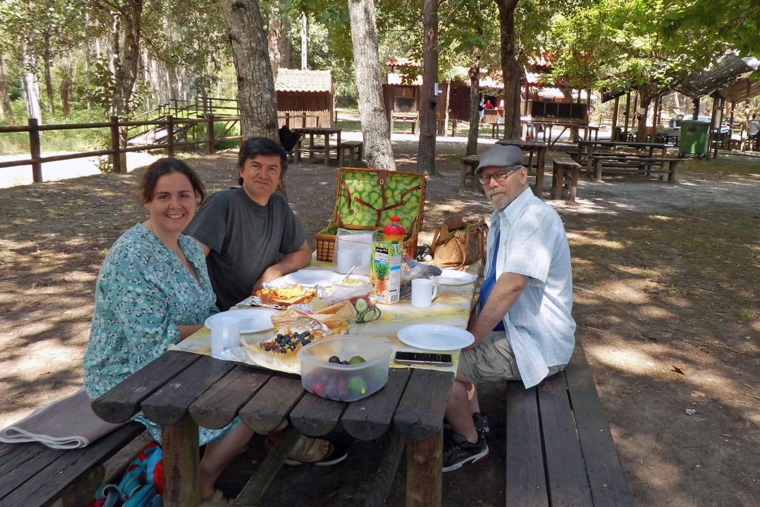 Bjork enjoying a Sunday picnic last summer with friends Dulce Silva and Sérgio Carvalho.
