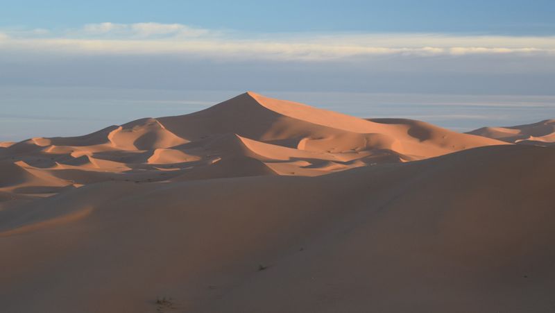 Star Dunes: Starověký objev pomáhá vědcům odhalit tajemství tajemných písečných struktur