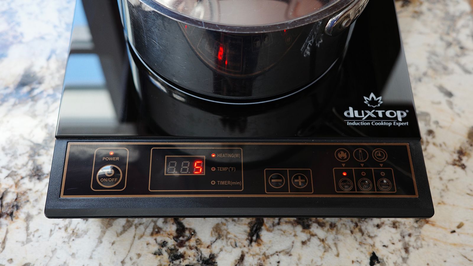 Portable Induction Cooktop Reviews (And How to Choose the Best One)