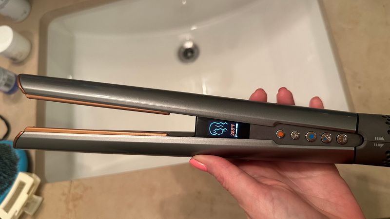 dyson hair straightener airstrait