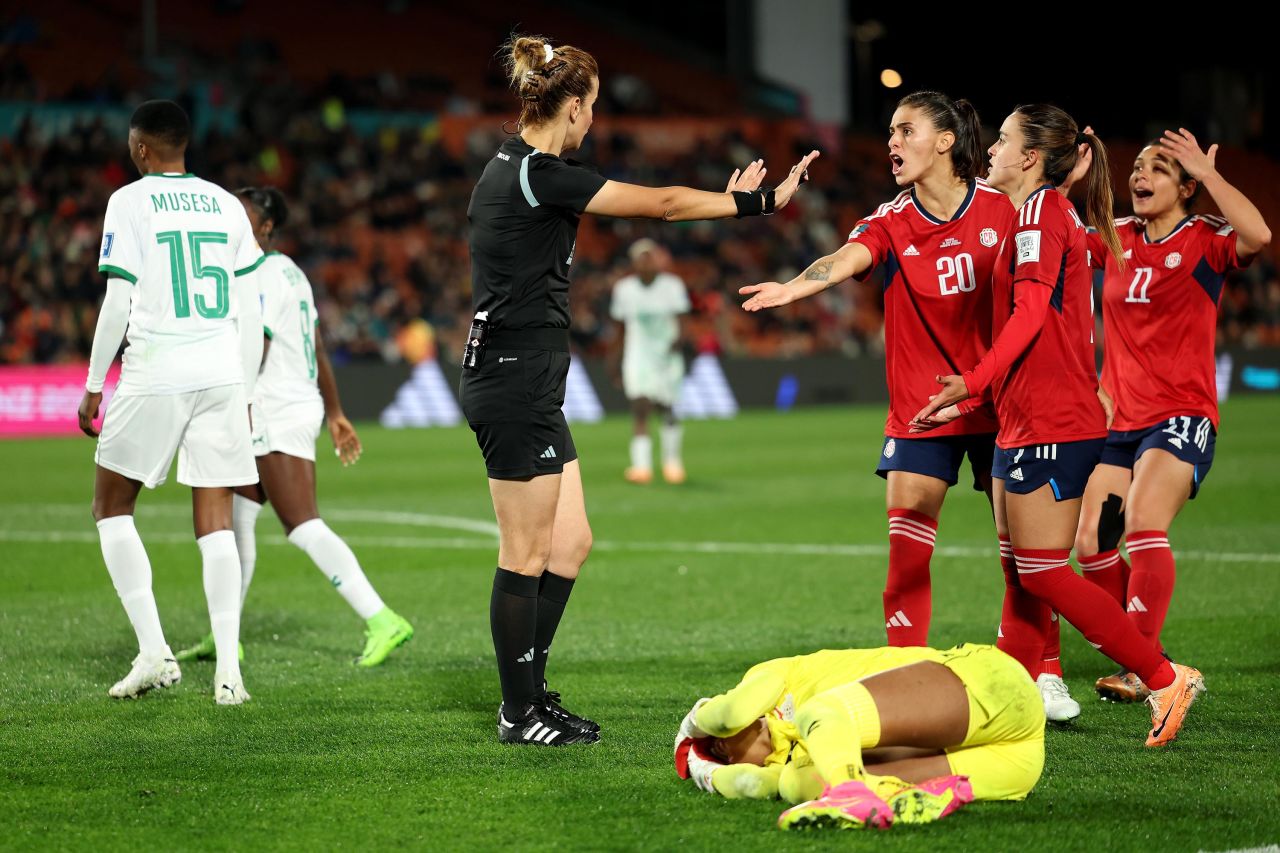 Fabiola Villalobos of Costa Rica appeals to referee Bouchra Karboubi before a VAR check during the match between Costa Rica and Zambia at Waikato Stadium in Hamilton, New Zealand, on July 31. 