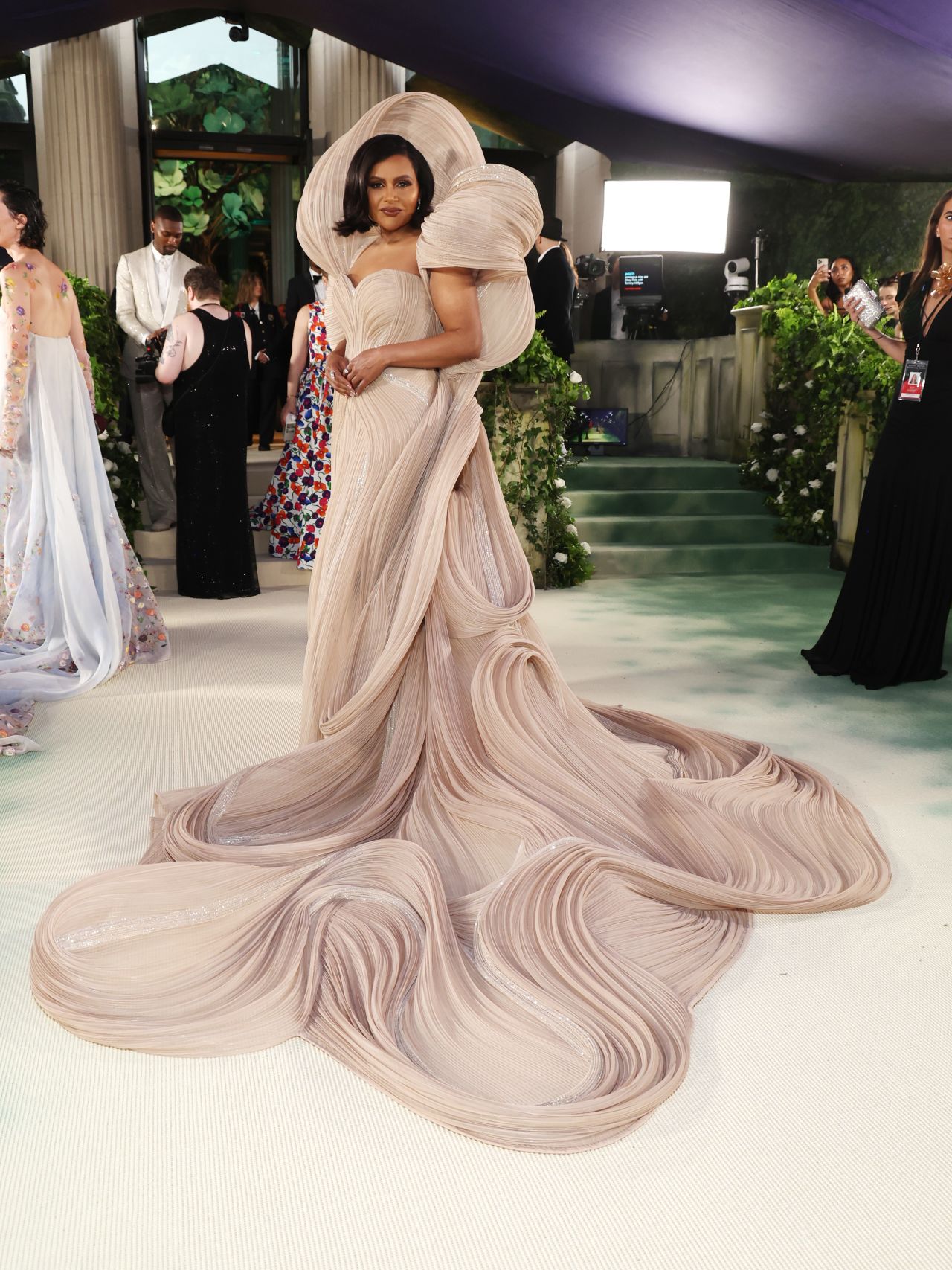 Mindy Kaling attends the 2024 Met Gala in New York City on May 6.