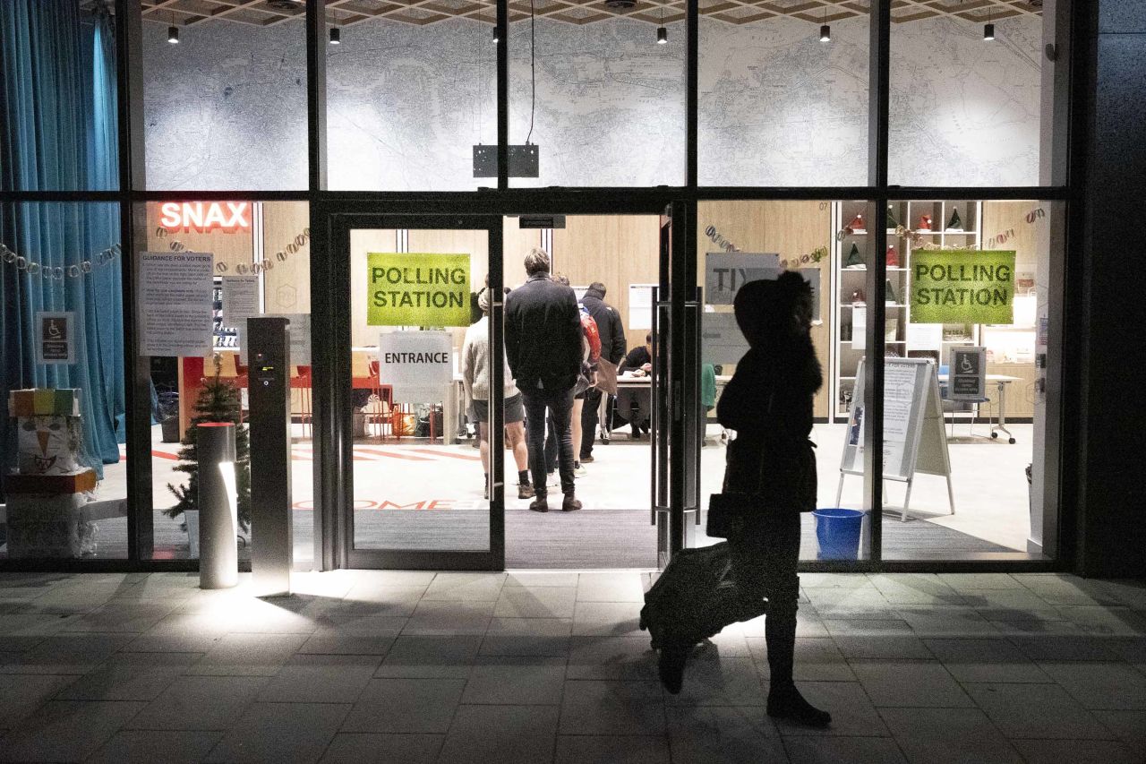 People come and go from a polling station in the London borough of Newham. Photo: Bryn Colton/Bloomberg via Getty Images