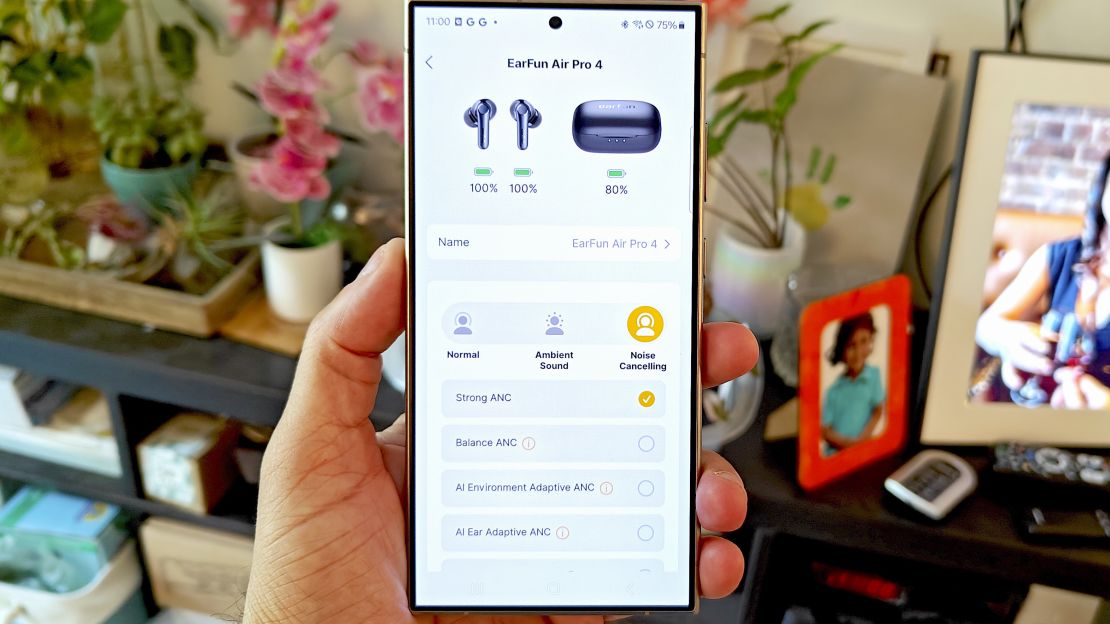 EarFun Air Pro 4 app showing noise cancelling feature.
