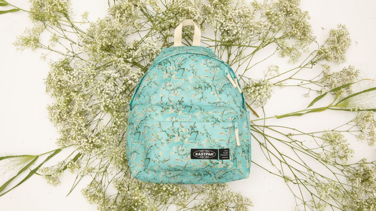 eastpak x van gogh cnnu.jpg