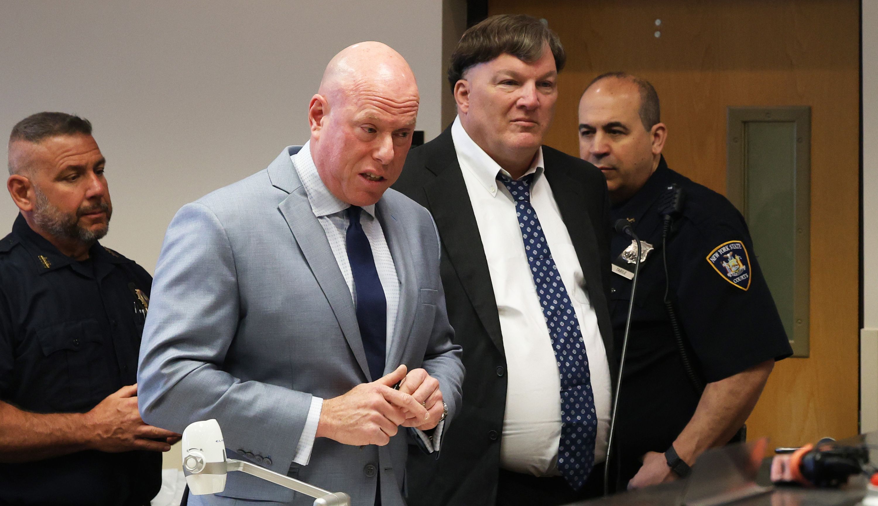 Rex Heuermann: Accused Gilgo Beach serial killer admits to strangling 8  women | CNN