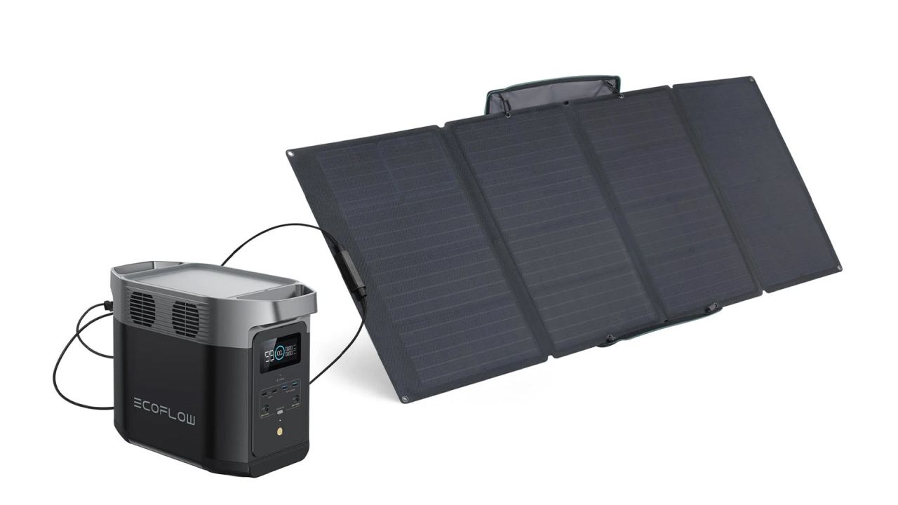 Solar Panel Converter, 300Watt Portable Solar Kit, Weatherproof DC 12V to  AC 110/220V 30A Solar System Complete Kit with Solar Charge Controller 