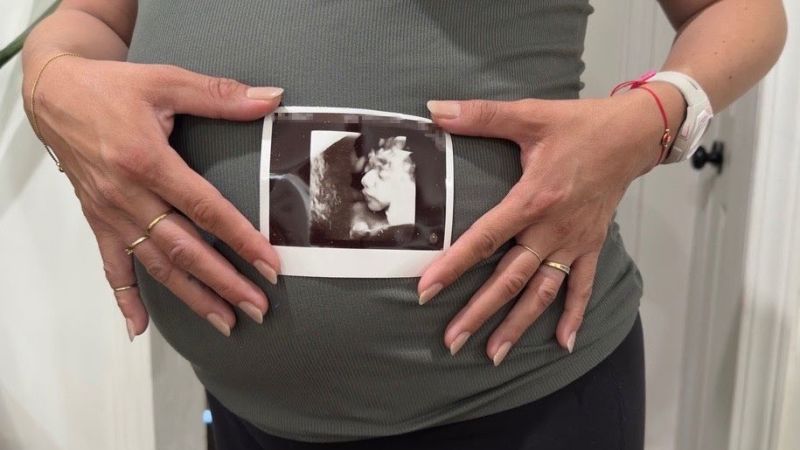 These pregnant moms eye Supreme Court’s birthright citizenship arguments with fear | CNN Politics