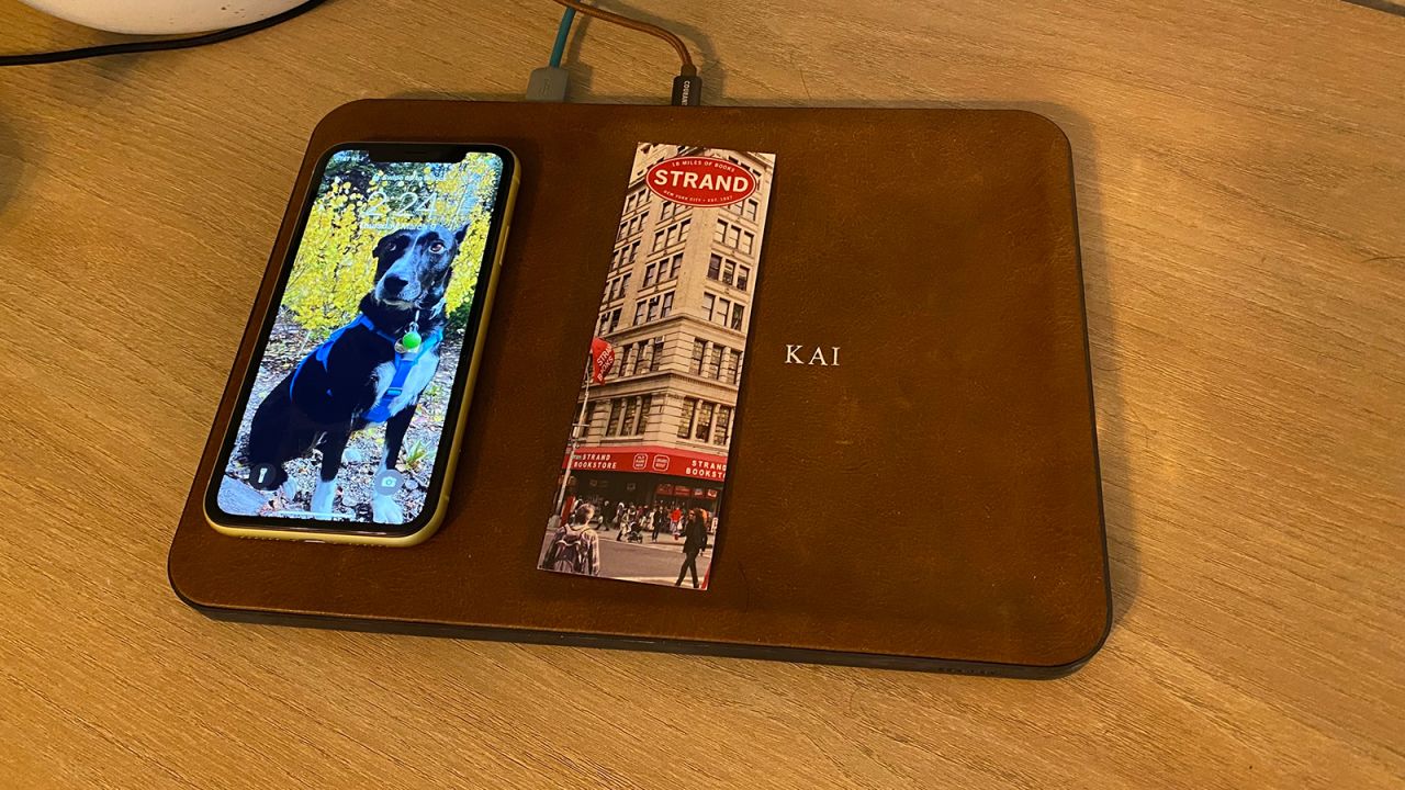 editors picks nightstand essentials kai courant