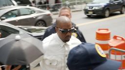 eeuu kanye aparece juicio diddy trax.00_02_32_05.Still002.jpg