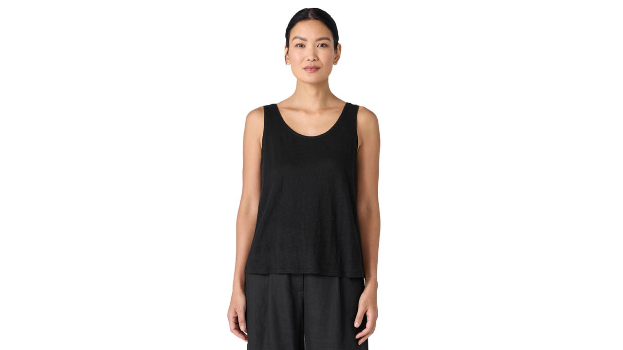 Woman wearing eileen fisher organic linen jersey tank top in black