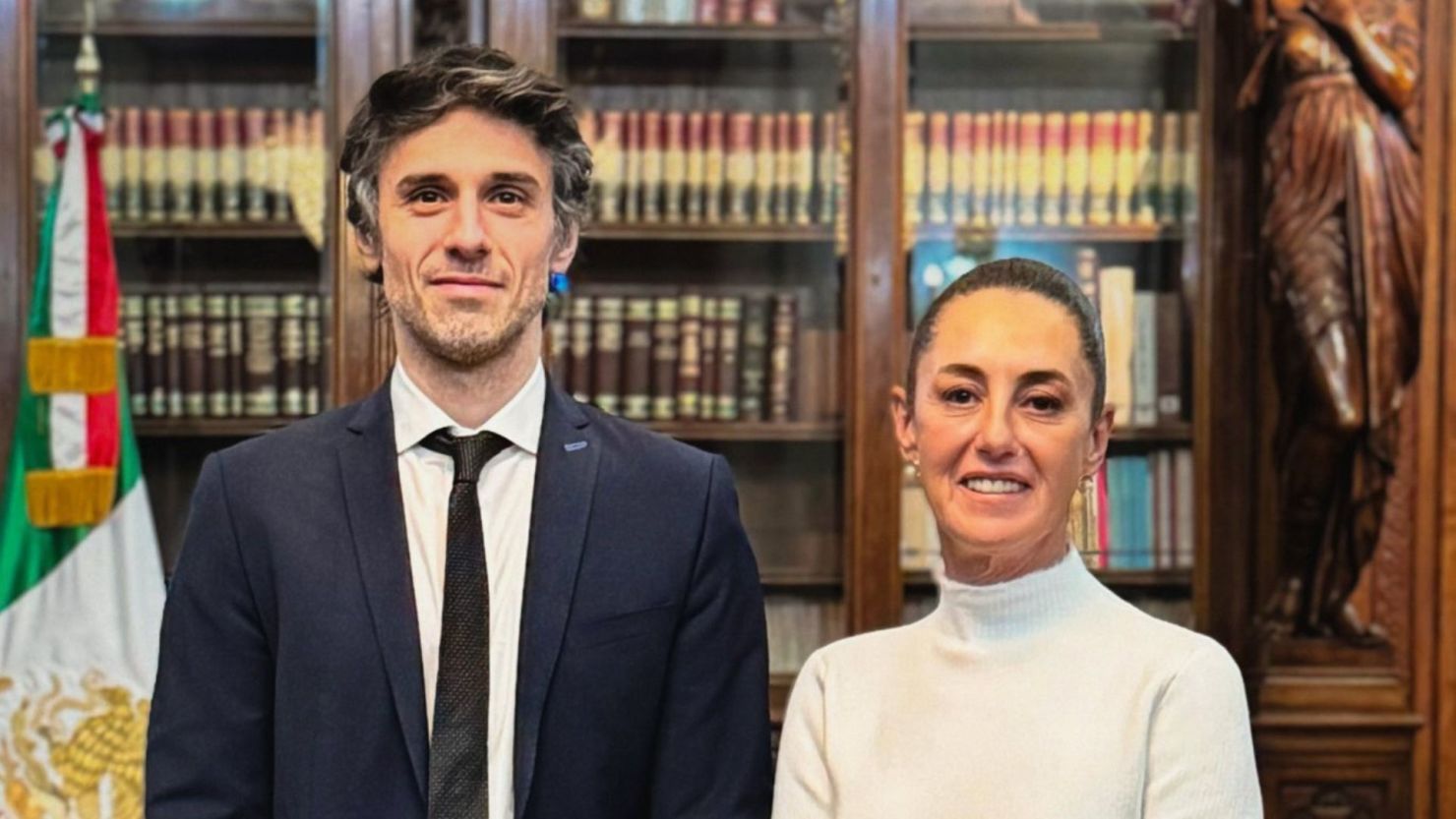 Guido Croxatto, abogado del expresidente de Perú Pedro Castillo, y la presidenta de México, Claudia Sheinbaum.