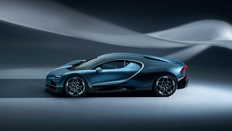 Новата кола на Bugatti е хибрид за 4 милиона долара с мощност 1800 конски сили