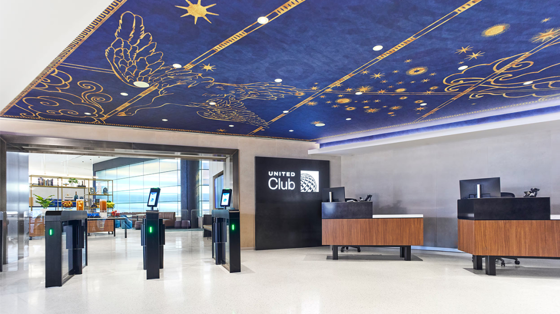 Entrance to United Club Newark C74