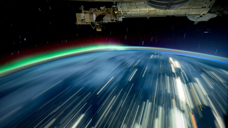 https://media.cnn.com/api/v1/images/stellar/prod/espacio-vida-astronauta.png?c=16x9&q=w_800,c_fill https://media.cnn.com/api/v1/images/stellar/prod/espacio-vida-astronauta.png?c=16x9&q=w_800,c_fill