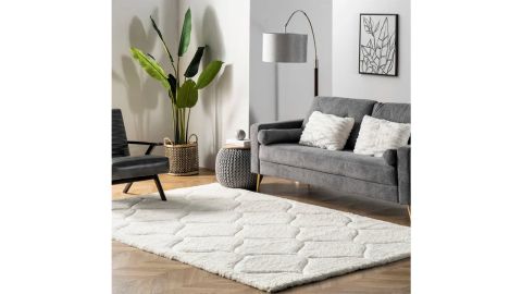 Etta Avenue Isaiah Geometric Handmade White Area Rug