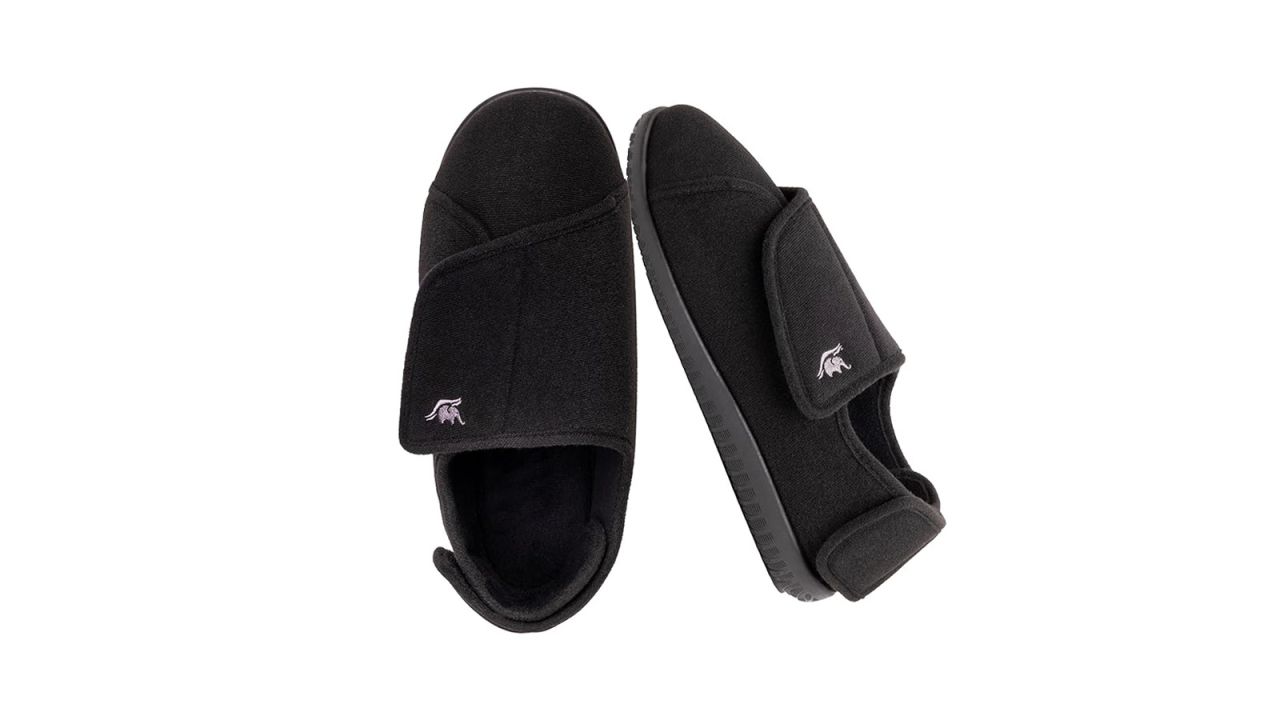 European Softest Men’s 80-D Memory Foam Diabetic Slipper With Adjustable Closures.jpg