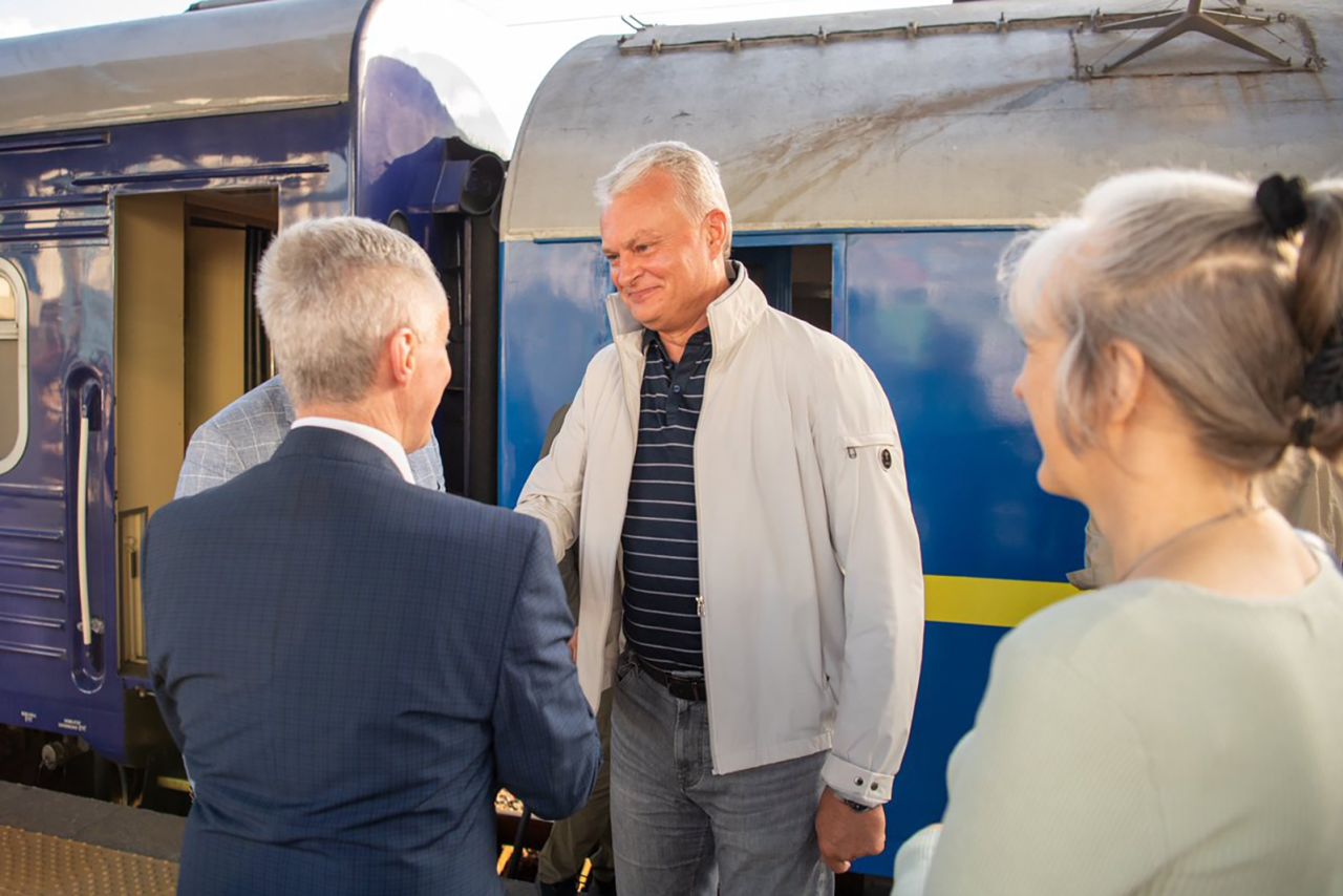 President Gitanas Naus?da?of Lithuania arrived in Kyiv ahead of the Ukraine’s Independence Day.