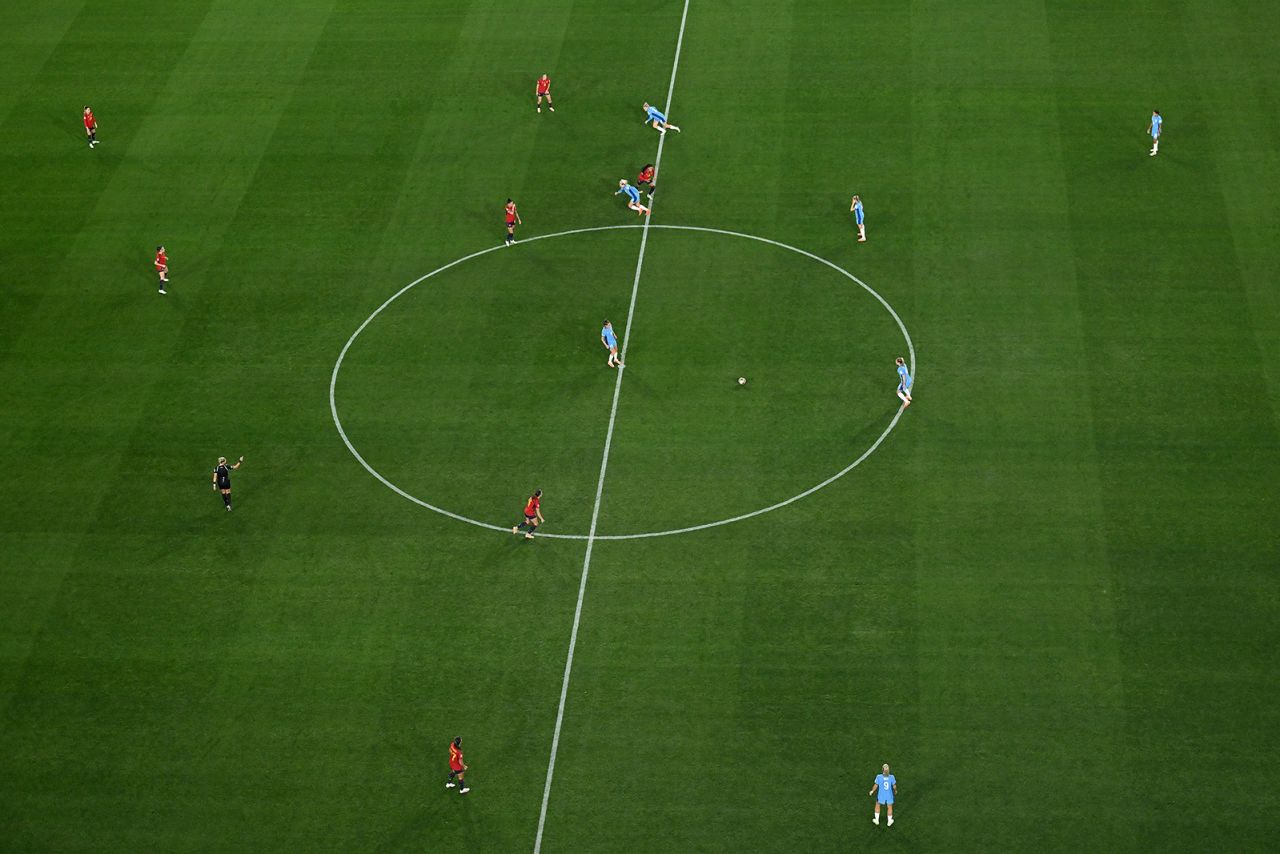 Ella Toone of England kicks off during the Women's World Cup final.