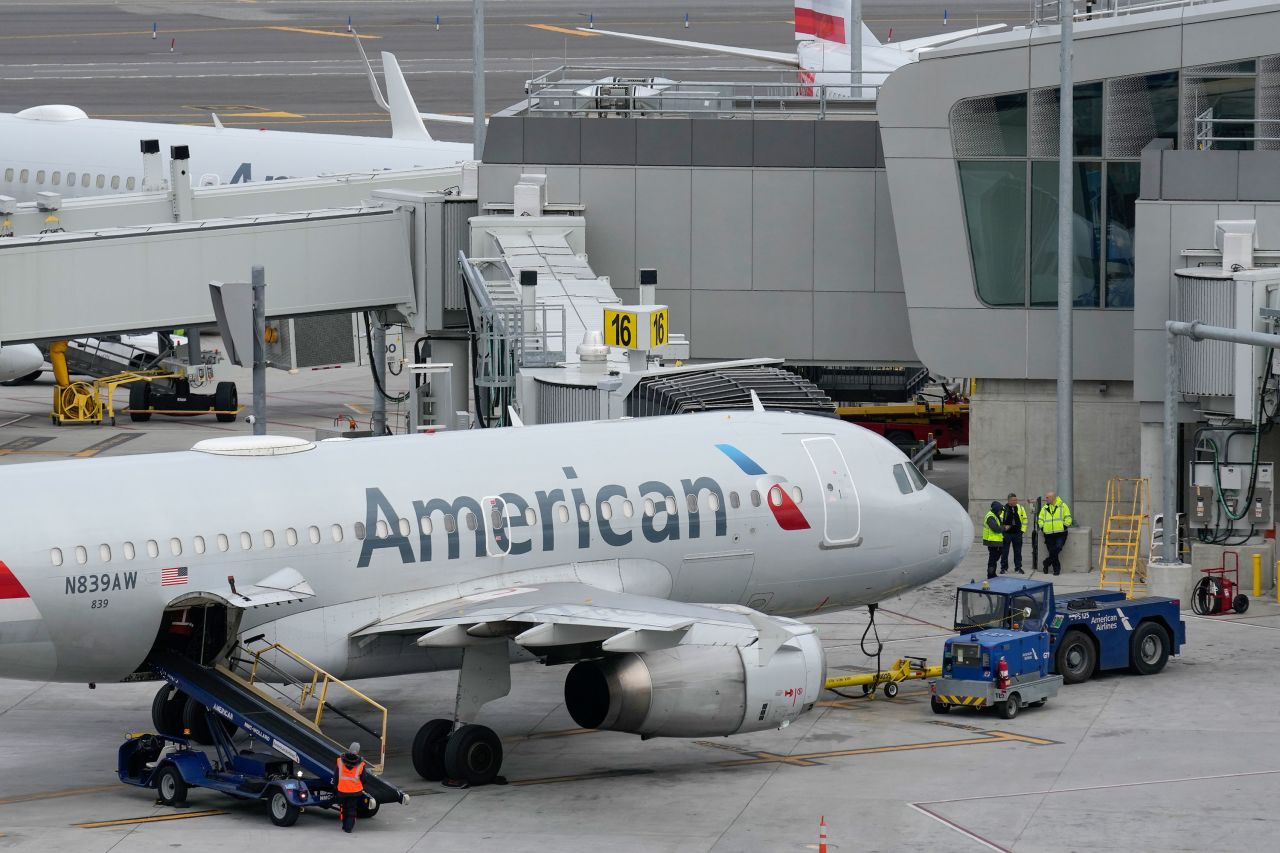 Flights delayed across the US after FAA system outage | CNN Business