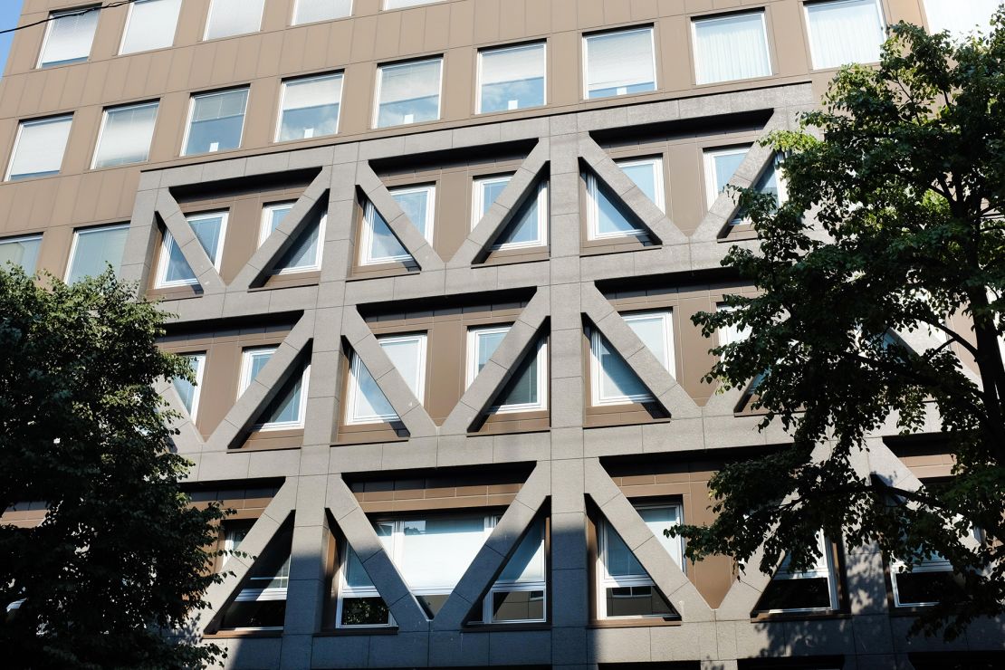 A building in Osaka, Japan that has been strengthened to protect it from earthquakes.