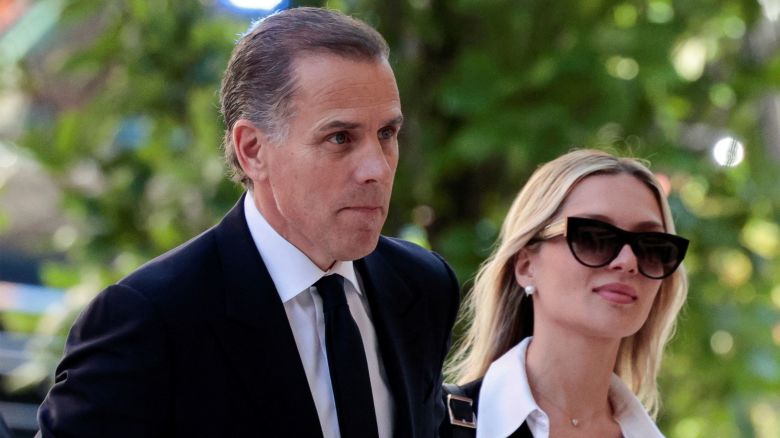 Hunter Biden arrives with his wife Melissa Cohen Biden at the federal court in Wilmington, Delaware, on June 10.