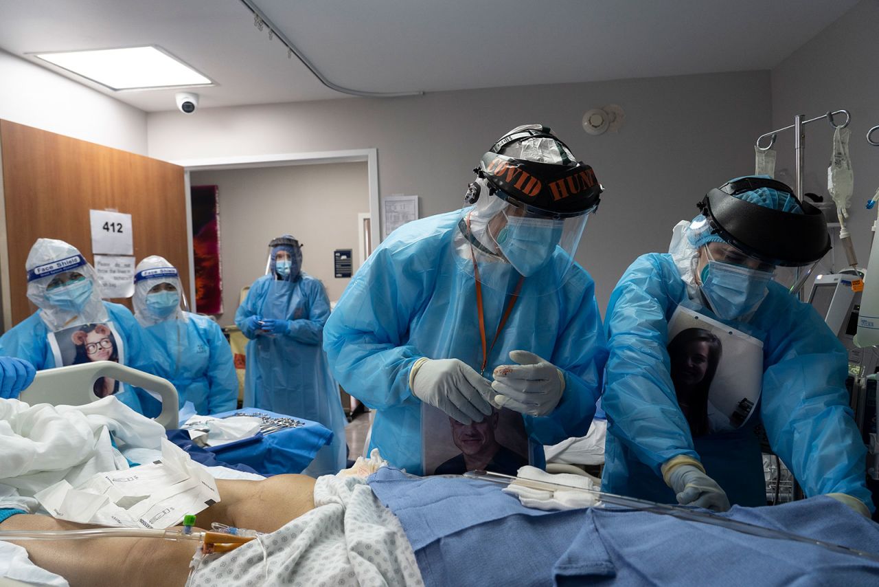 Medical staff treat a coronavirus patient at United Memorial Medical Center in Houston, Texas, on November 14.