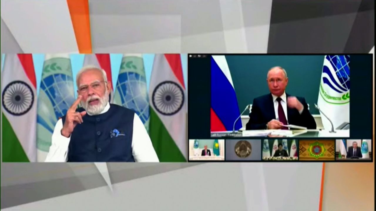 Modi speaks with Putin during the SCO Summit on Monday.
