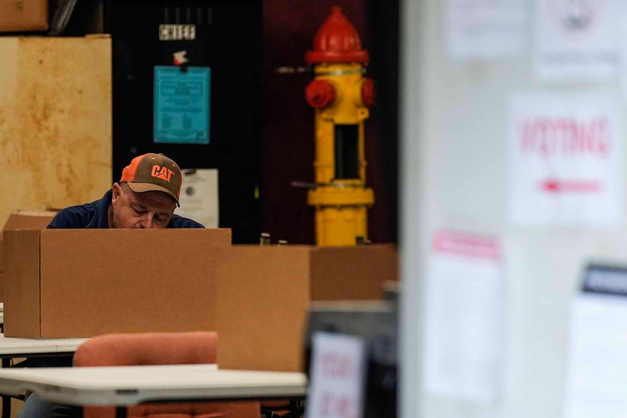 Robert Ward votes in Cusseta, Alabama, on Tuesday.