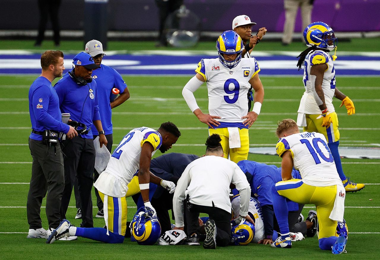 Los Angeles Rams wide receiver Odell Beckham Jr.?lies on the ground after an injury in the second quarter.