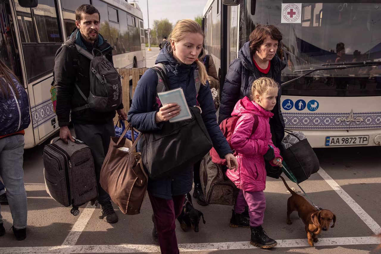 Evacuees from the Azovstal steel plant and surrounding area arrive at an evacuation point in Zaporizhzhia, Ukraine, on May 3. 