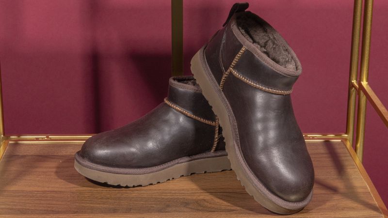 【COLOR iN ID】padded string ugg boots UGG BOOT UNBOXING REVIEW & TRY ON | FT. CLASSIC DIPPER