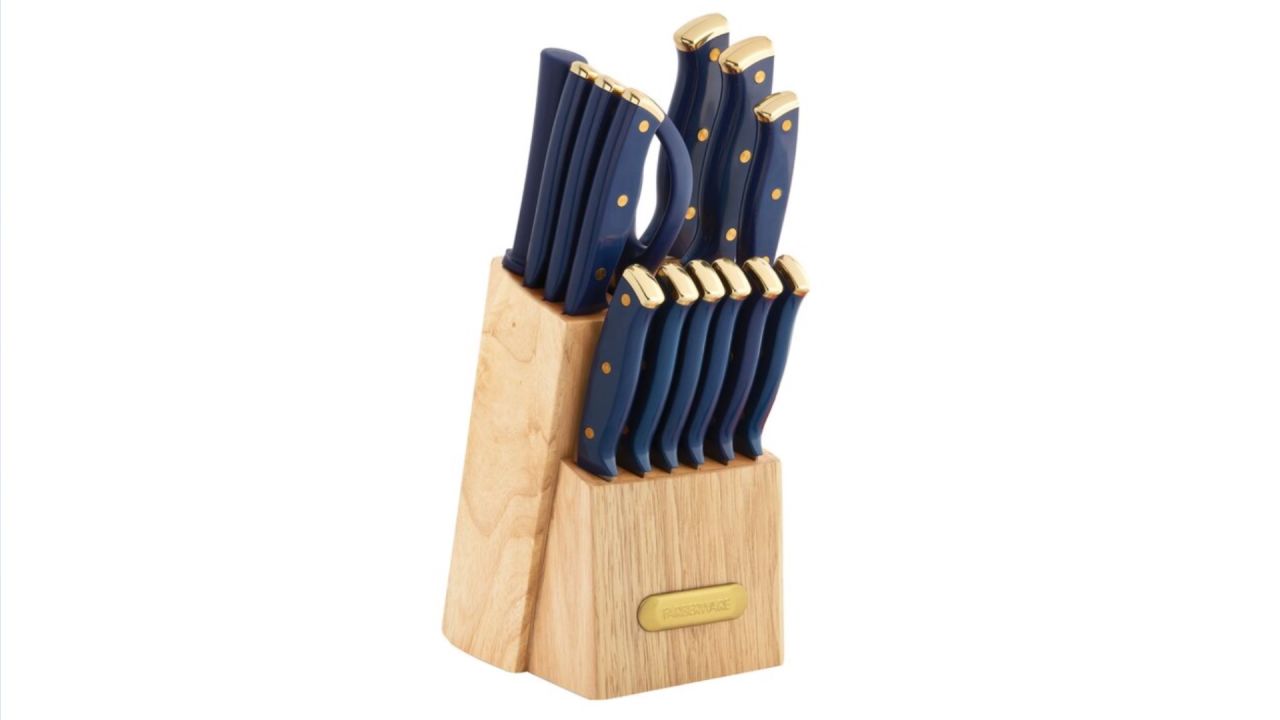 Farberware 15-Piece Triple Riveted Knife Set.jpg