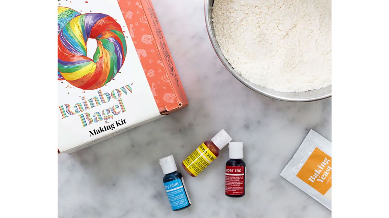 farmsteady rainbow bagel kit cnnu.jpg